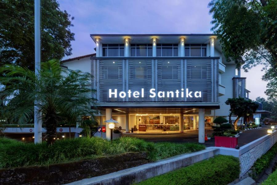 Hotel Santika Pasir Koja Bandung Bagian luar foto